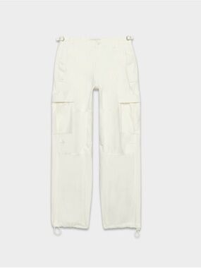 Aritzia Women's Cargo Pants in Light Beige